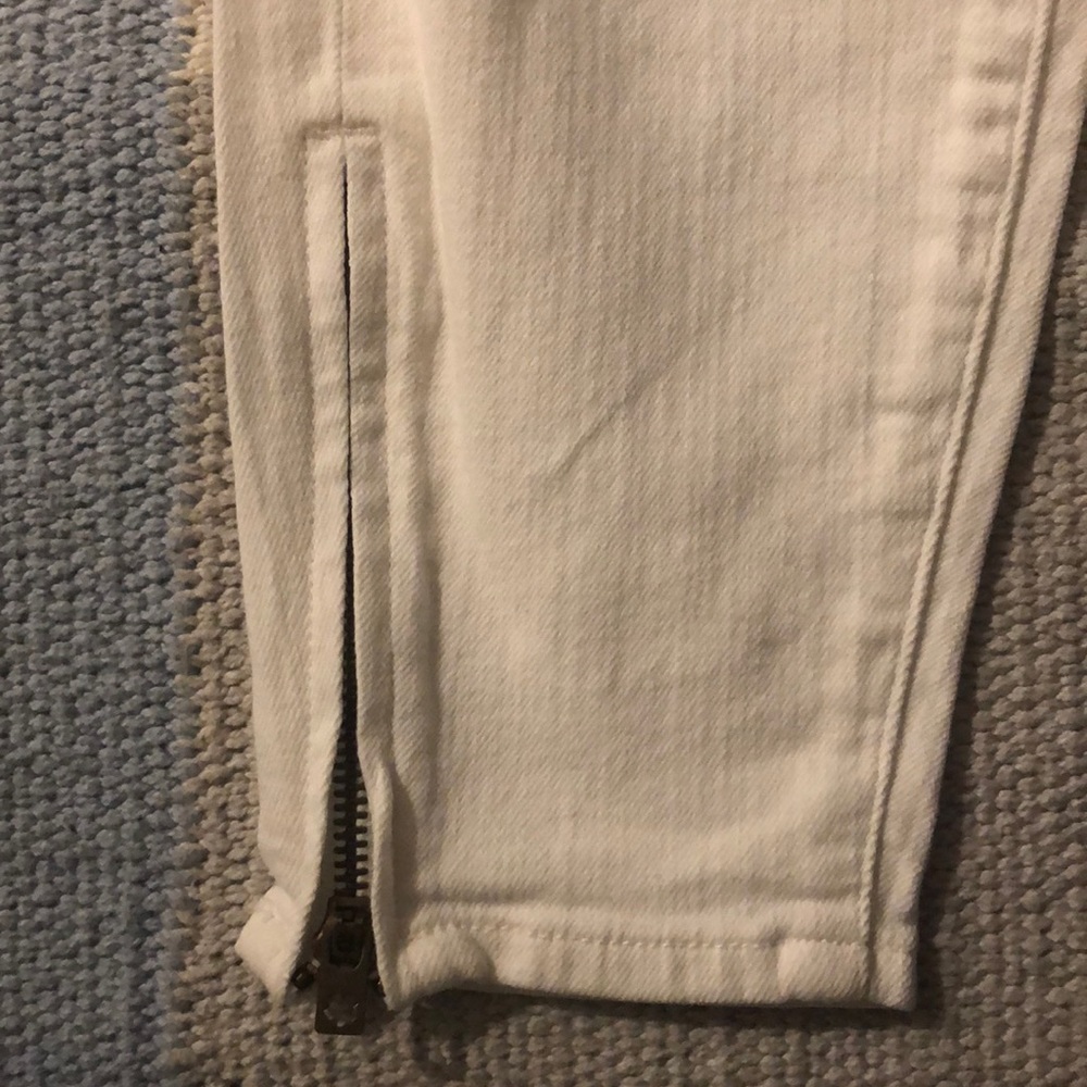 White Jeans - Picture 2 of 3